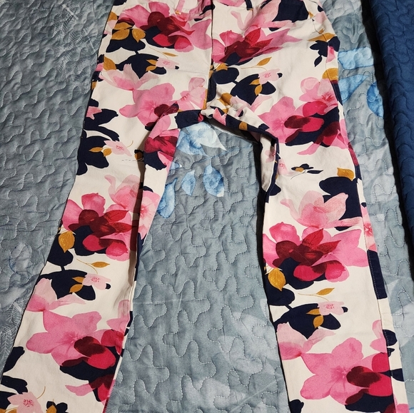 Womens old navy floral jean - Picture 7 of 10